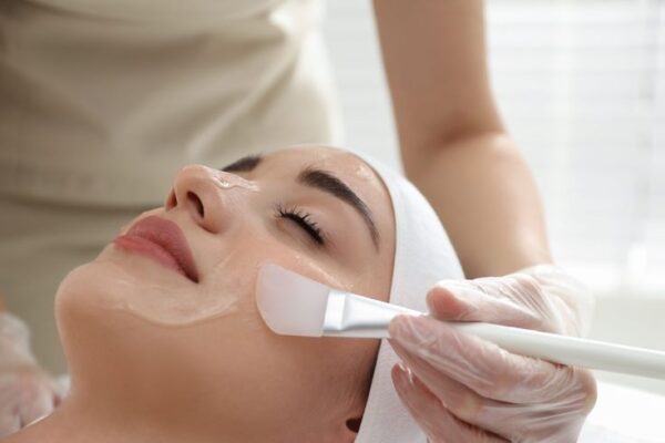 Easy Online Booking for Chemical Peels in Dubai Chemical peels in Dubai